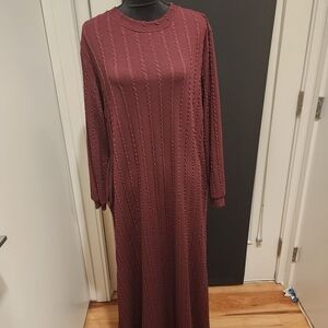 Elegant Burgundy Knit Maxi Dress